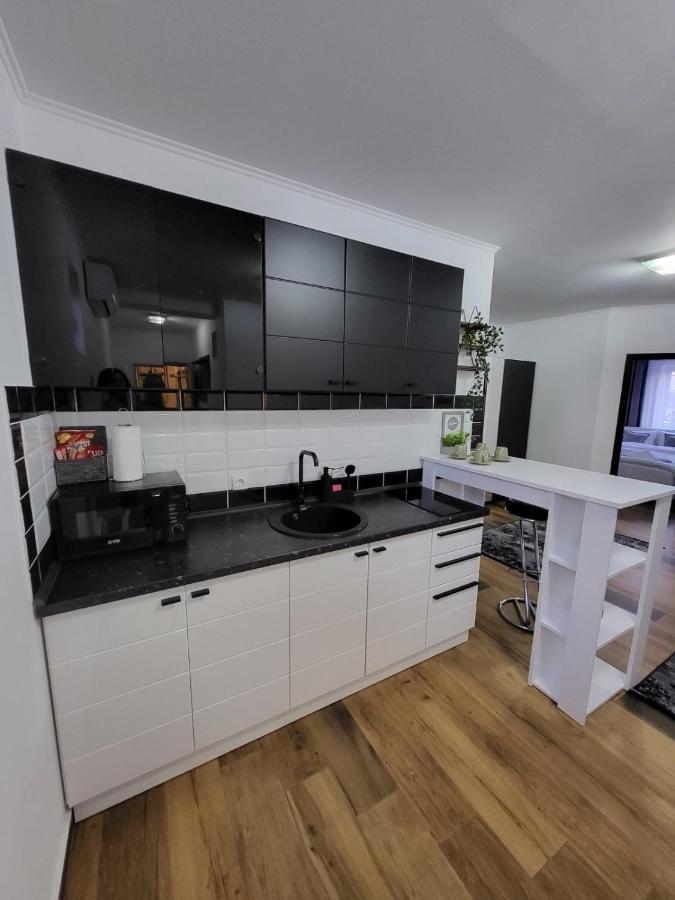 Sky Lux Apartmani Surčin Exteriér fotografie